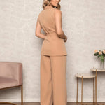 Conjunto Feminino de Alfaiataria com Colete e Cinto