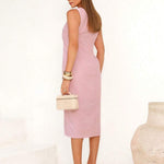 Vestido Midi com Fenda Frontal e Decote Clássico
